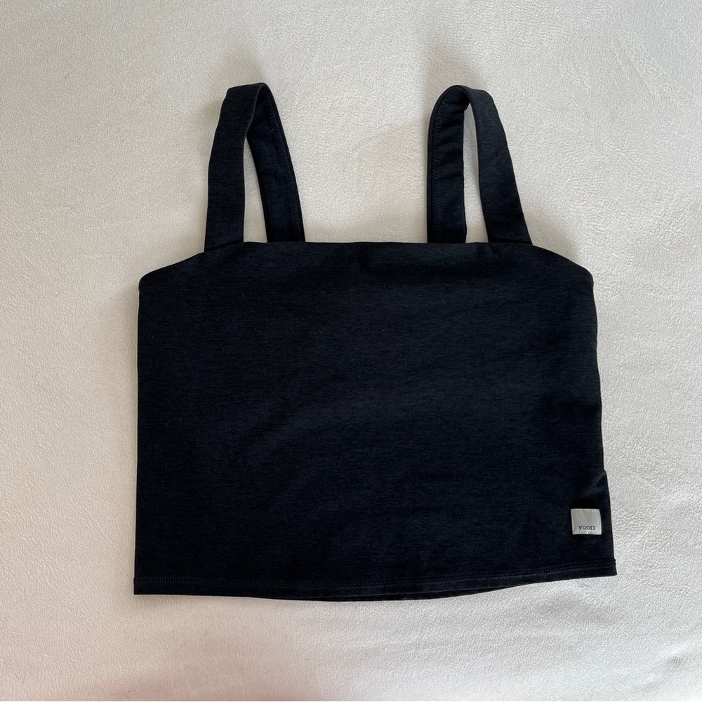 Vuori Elevation Tank in Heather Black Size M - Picture 3 of 8